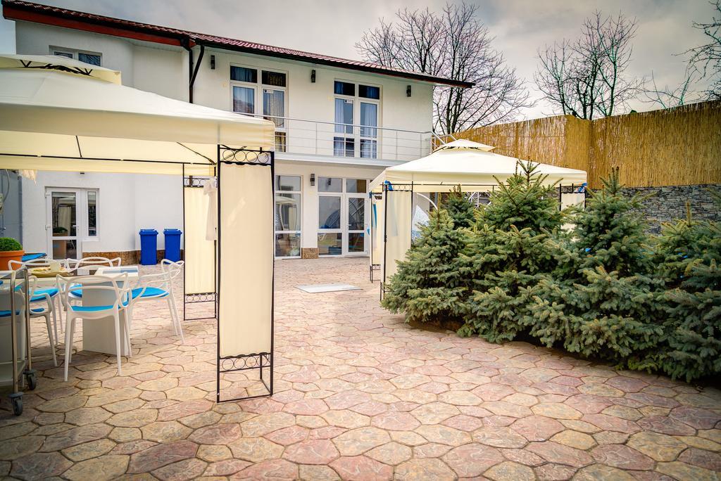 Apartments & Villa Georg Odessa Extérieur photo