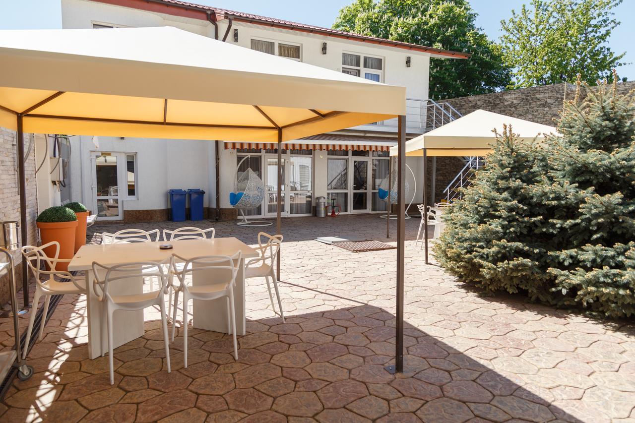 Apartments & Villa Georg Odessa Extérieur photo